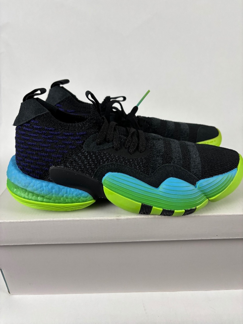 Adidas, Trae Young 2, Lightstrike Black and Blue Basketball Shoes Size 9Me, 10Wo